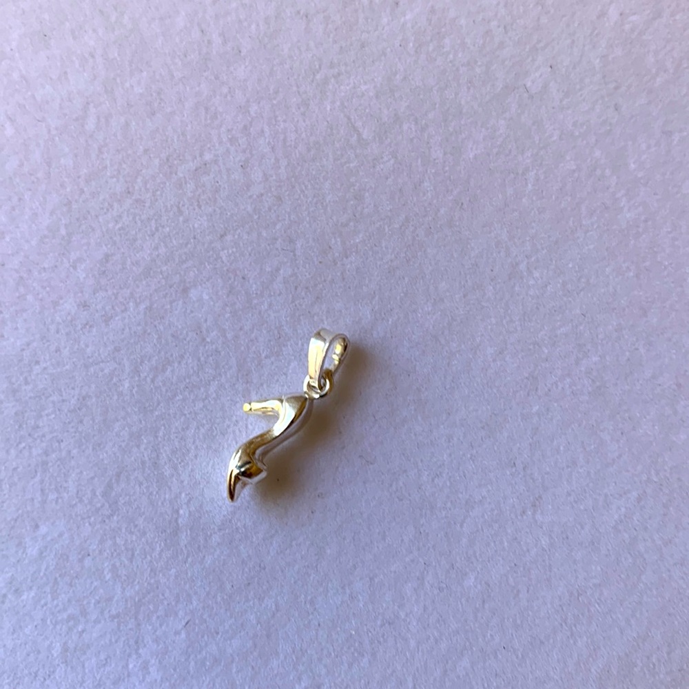 925 solid Sterling silver shoes 👠 pendant